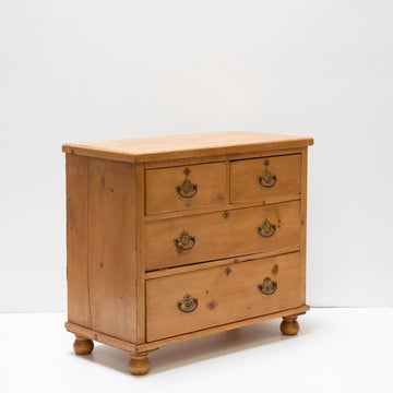 Vintage Four Drawer Pine Dresser